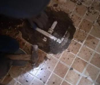 交城卫生间漏水维修公司为您分享下卫生间渗水如何处理及注意事项